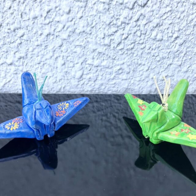 Earthen paper crane (blue/ green)