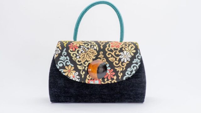 Handmade bag with Tatewaku Arabesque flower design