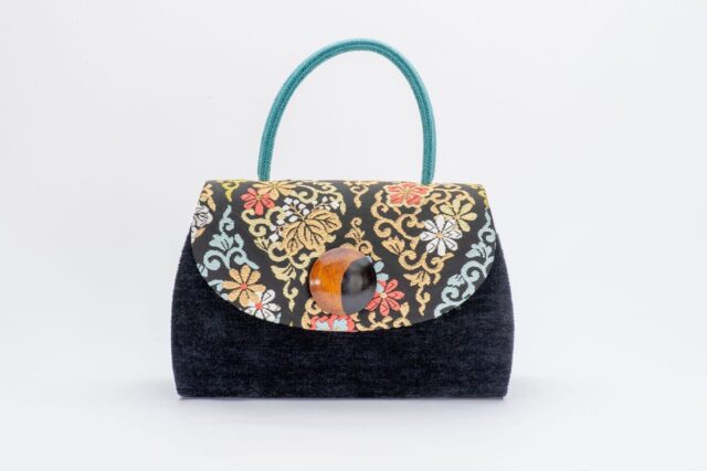 Handmade bag with Tatewaku Arabesque flower design