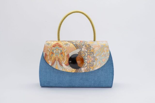 Handmade bag with flower and phoenix design-2